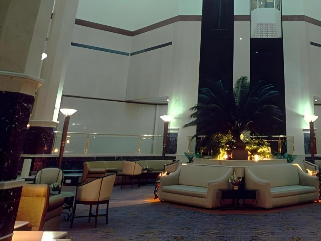 דאהקה Hotel Ruposhi Bangla מראה חיצוני תמונה